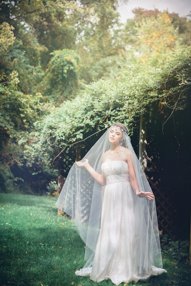  Pearl and lace headband with Urban Veils Couture // Luxe Handcrafted Heirloom Wedding Jewelry by Edera Jewelry // La Candella Weddings Photography