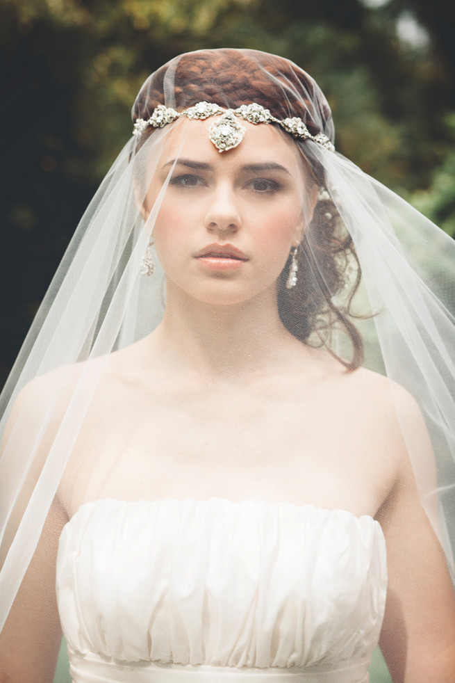  Pearl and lace headband with Urban Veils Couture // Luxe Handcrafted Heirloom Wedding Jewelry by Edera Jewelry // La Candella Weddings Photography