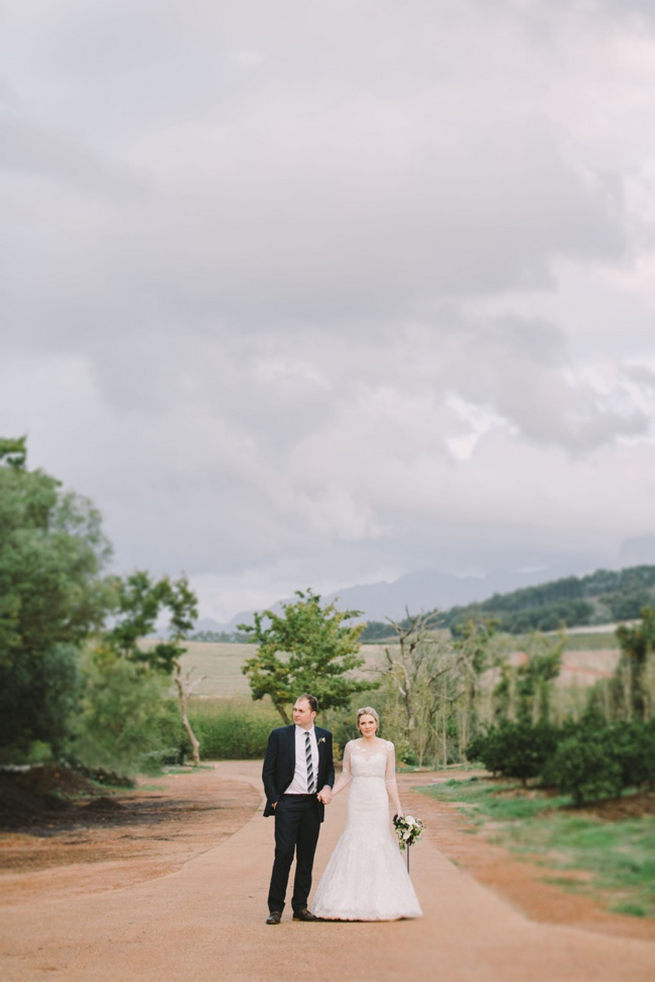 Click to see this gorgeous Navy Gold Wedding at Babylonstoren / Charlene Schreuder Photography 