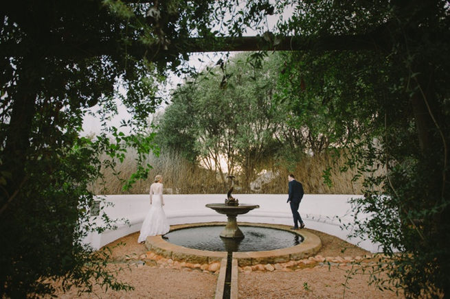 Click to see this gorgeous Navy Gold Wedding at Babylonstoren / Charlene Schreuder Photography 