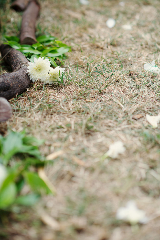 Sage Green & Taupe Rustic  Maui Wedding by Bella Eva Photography