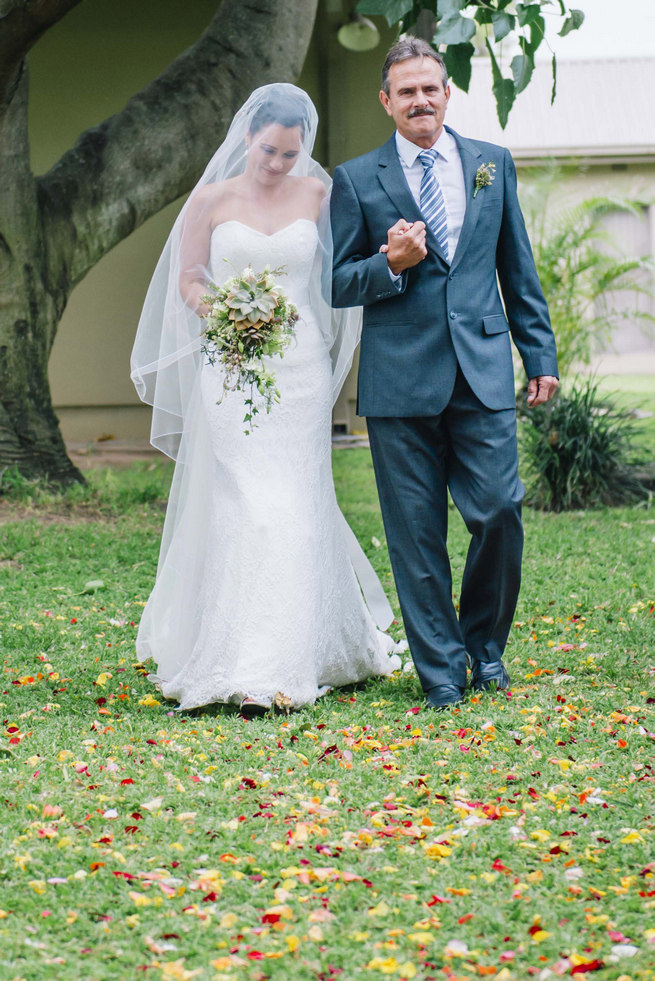 Succulent wedding bouquet // Succulent Garden Wedding // Claire Thomson Photography