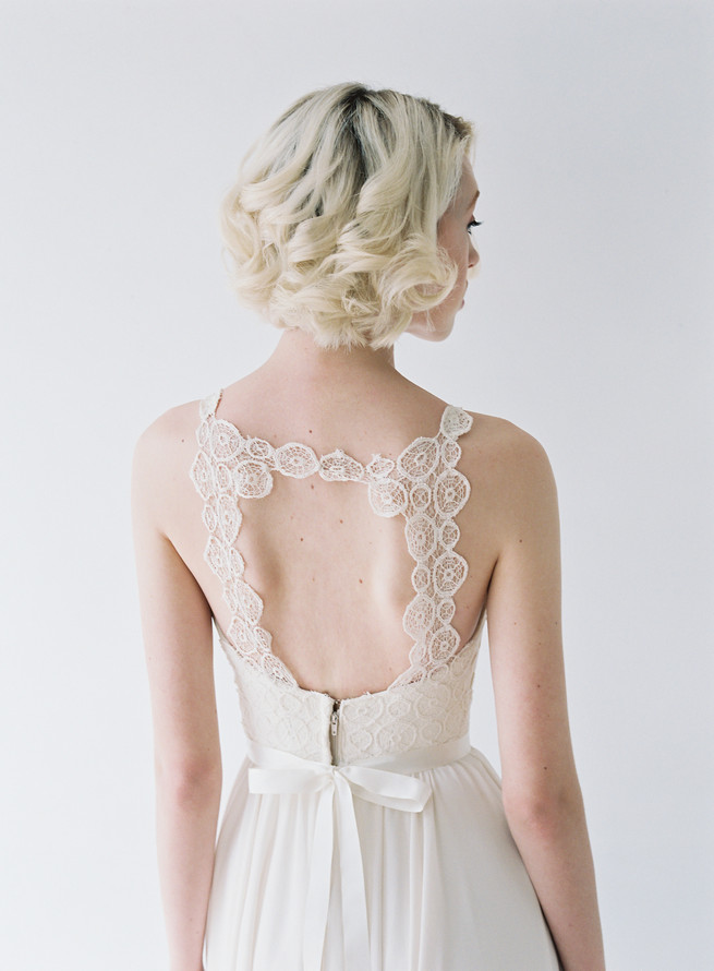 Delicate Berkeley Wedding Dress with lace keyhole back from Truvelle Wedding Dress by Blush Wedding Photography