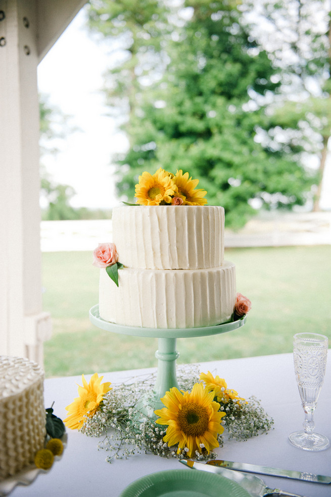 Wedding cake sunflower toppers.  Coral Navy Mustard Wedding / Meredith McKee Photography