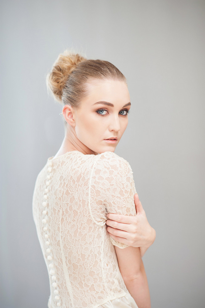 How to make a donut bun. Hair & Make Up Lisa Brown. Photography Samantha du Toit