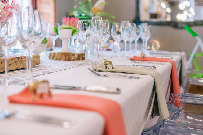 Table setting / - Claire Thomson Photography