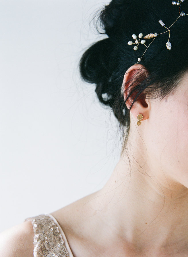 Gold hair vine - Truvelle Makers Collaboration - Blush Wedding Photography / Olivia Headpieces / Catherine Hartley Jewellery