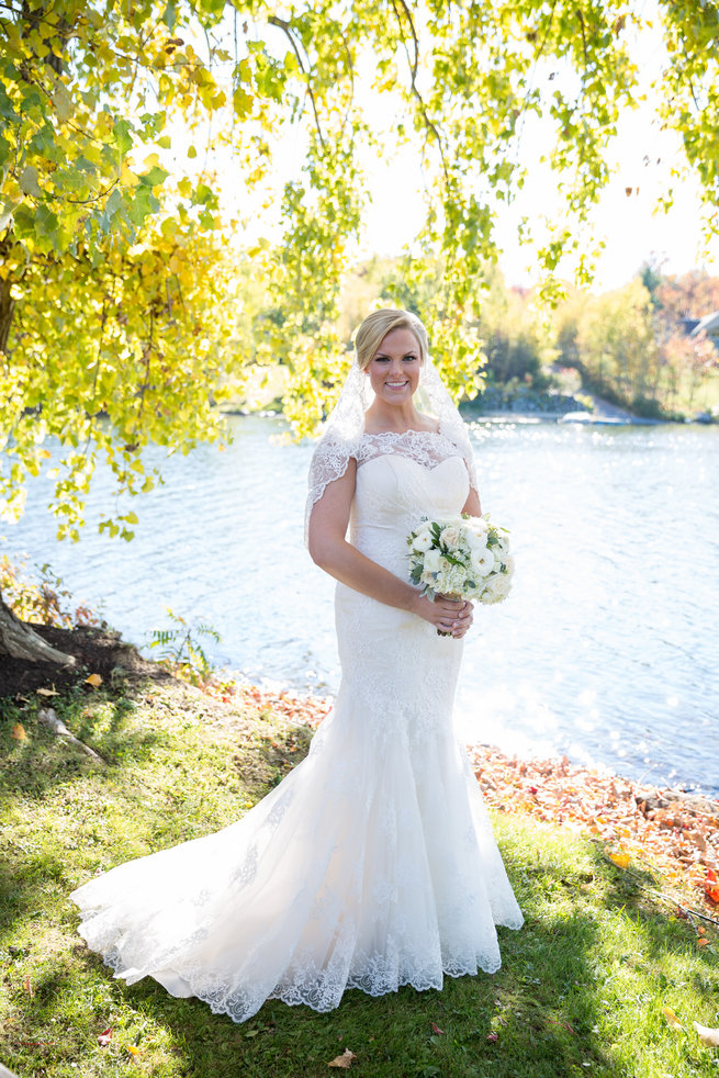 Beautiful Burgundy and Tan Wedding - Molinski Photo