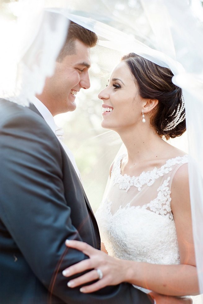 Veil portrait / Coral and Green South African Wedding // D'amor Photography