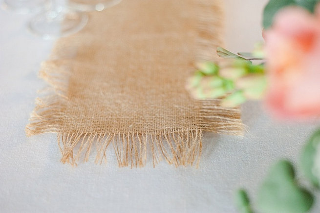 Burlap runner / Coral and Green South African Wedding // D'amor Photography