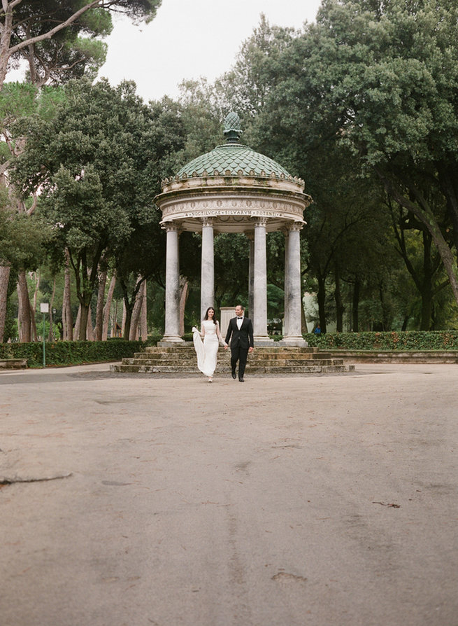 Elopement in Rome, Italy - Rochelle Cheever Photography