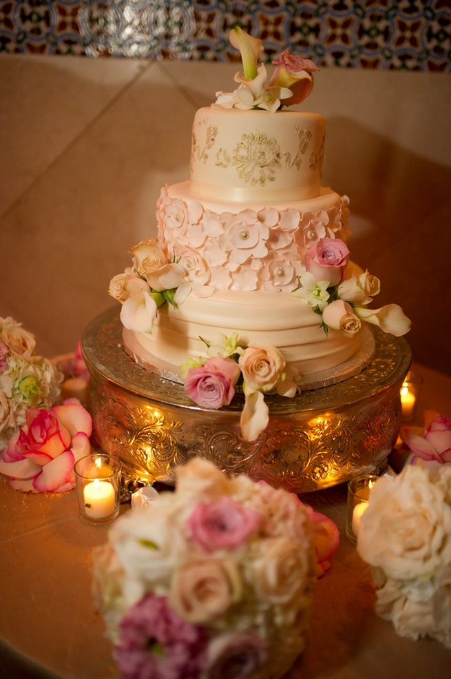 Blush and Gold Romantic, Glitzy Wedding - Andi Diamond Photography