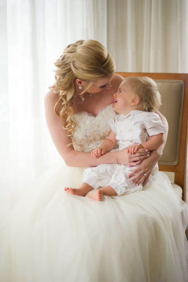 Bride and baby / Blush and Gold Romantic, Glitzy Wedding - Andi Diamond Photography 