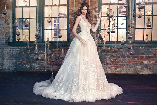 Fairy Tale Wedding Dresses that Dreams are made of!