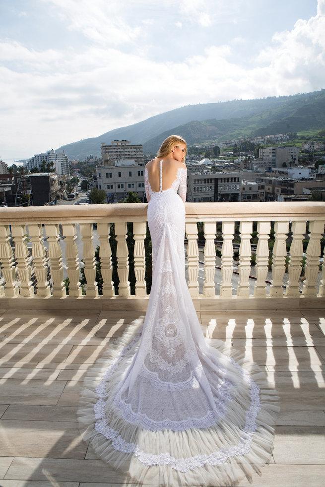 shabi and israel wedding dresses 2015 strapless deep plunging neckline sexy  white sheah dress bridal gown