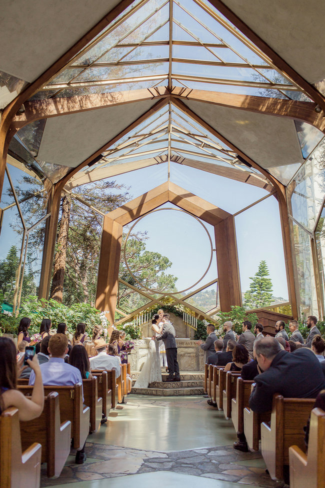 Romantic Wedding in at Wayfarers "Tree Chapel" set in a natural sancturary in the midst of a forest / Figlewicz Photography