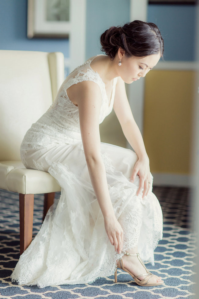 15 Utterly Chic, Sophisticated Wedding Dresses for the Refined Romantic