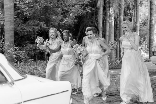 Soft Vintage Pretoria Wedding - Lightburst Photography https://confettidaydreams.com/soft-vintage-pretoria-wedding/