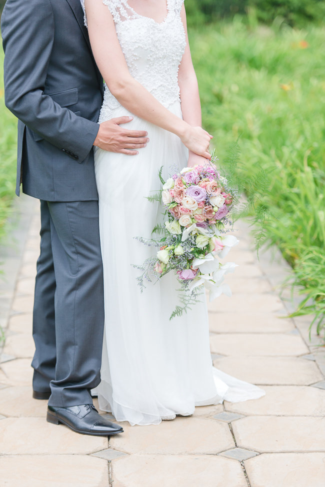 Soft Vintage Pretoria Wedding - Lightburst Photography https://confettidaydreams.com/soft-vintage-pretoria-wedding/