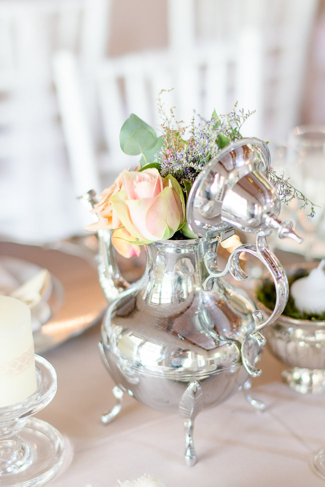 Soft Vintage Pretoria Wedding - Lightburst Photography https://confettidaydreams.com/soft-vintage-pretoria-wedding/