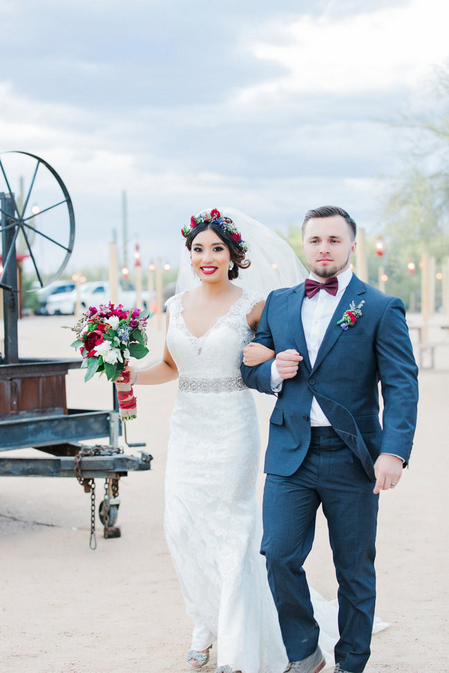 Bohemian Barn Wedding in the Desert - Jessica Q Photography