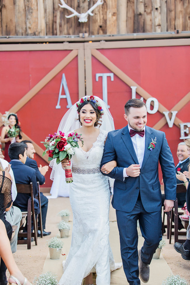 Bohemian Barn Wedding in the Desert - Jessica Q Photography