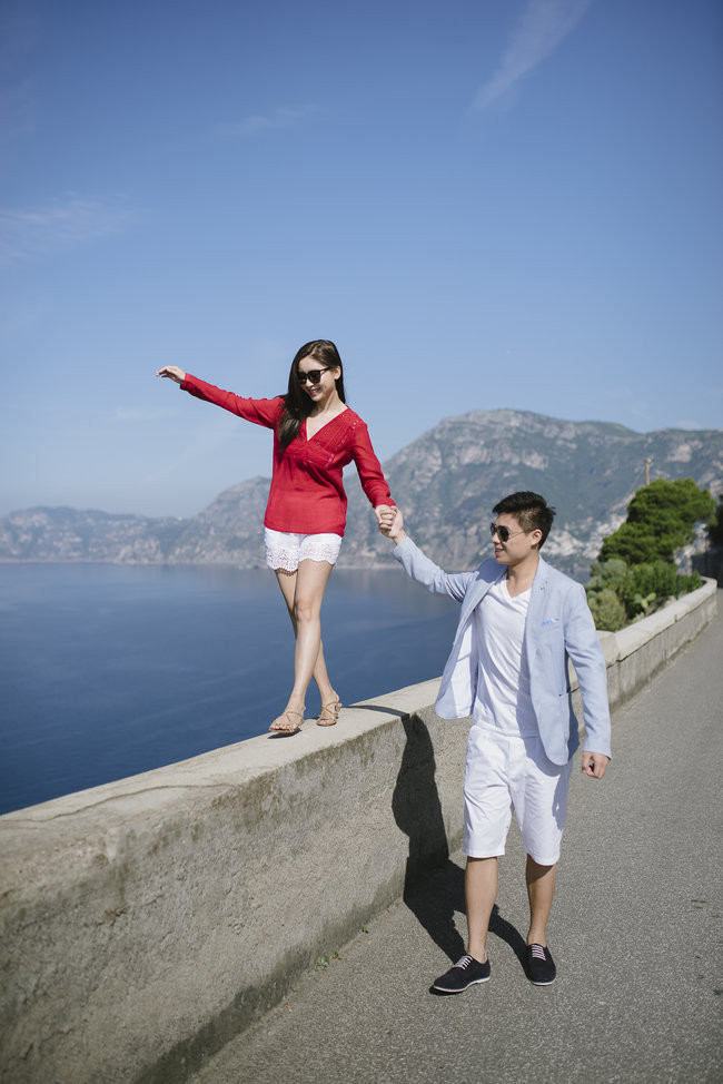 Amalfi Engagement Photo Ideas - darinimages photography