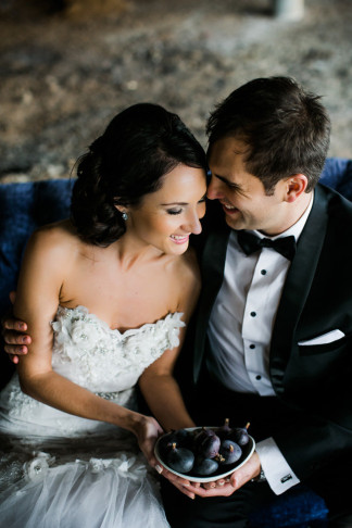 Classic Elegant Gold Black White Wedding - Nikki Meyer Photography