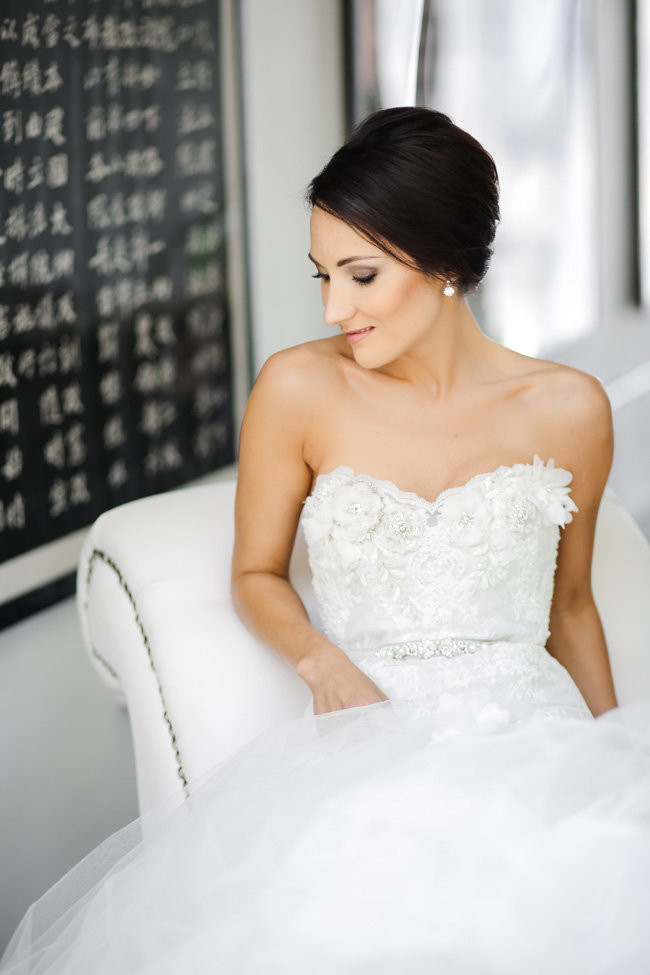 Classic Elegant Gold Black White Wedding (43)