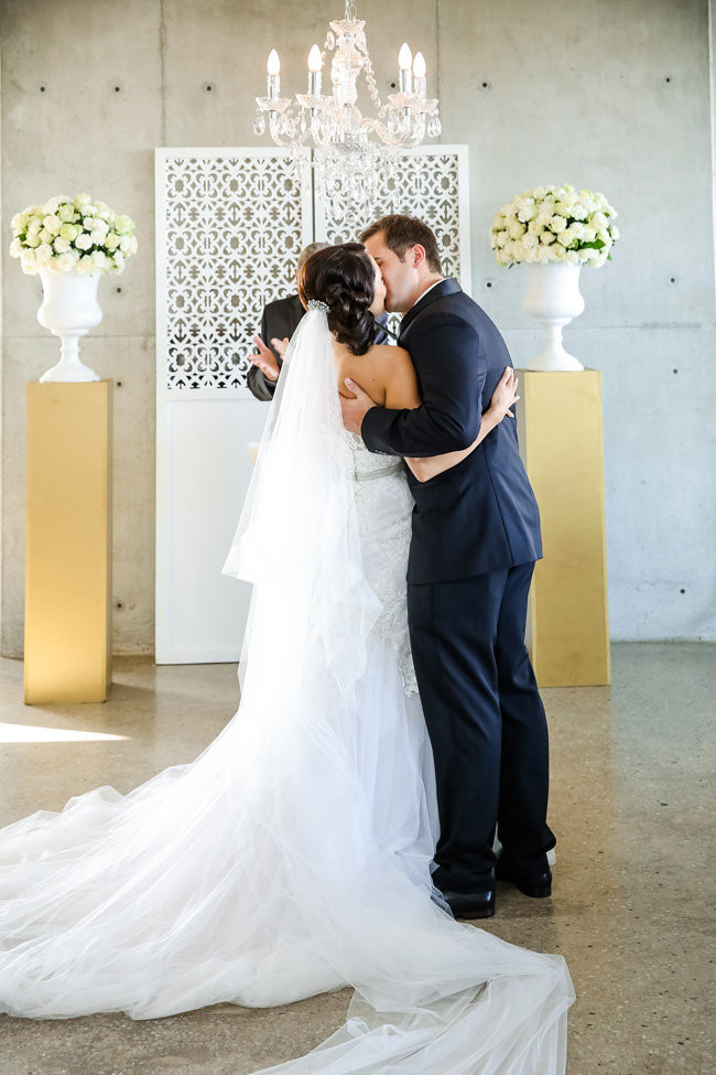 Classic Elegant Gold Black White Wedding - Nikki Meyer Photography