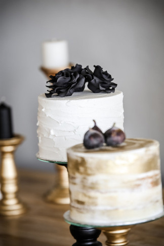 Classic Elegant Gold Black White Wedding - Nikki Meyer Photography