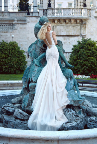 See Galia Lahav Haute Couture's spectacular new 2016 Ivory Tower Wedding Dress Collection 