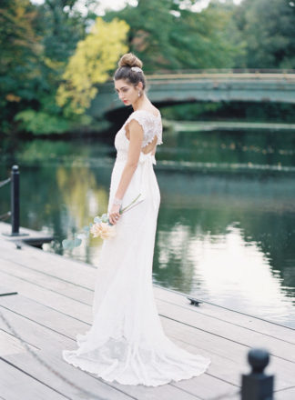 Chic Romantic Wedding Dress by Anna Campbell Gossamer Collection. Judy Pak Photography