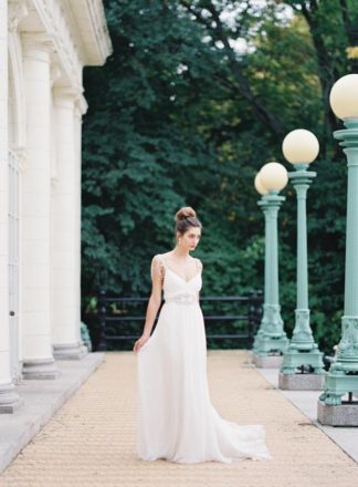 Chic Romantic Wedding Dress by Anna Campbell Gossamer Collection. Judy Pak Photography