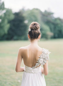 Chic Romantic Wedding Dress by Anna Campbell Gossamer Collection. Judy Pak Photography