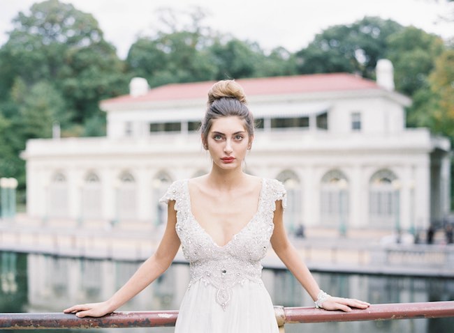 Chic Romantic Wedding Dress by Anna Campbell Gossamer Collection. Judy Pak Photography