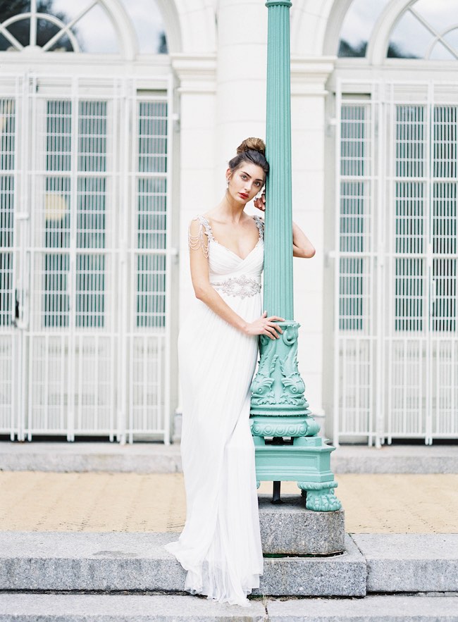 Chic Romantic Wedding Dress by Anna Campbell Gossamer Collection. Judy Pak Photography