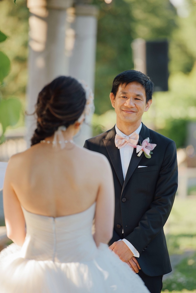 Outdoor Chinese Tea Ceremony Wedding - Ryan Brenizer Photography