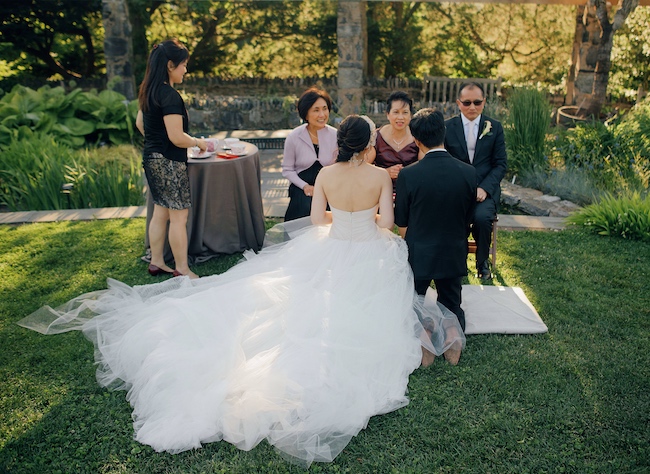 Outdoor Chinese Tea Ceremony Wedding - Ryan Brenizer Photography