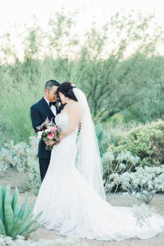 Plum Pink + Gold Arizona Wedding - Jessica Q Photography