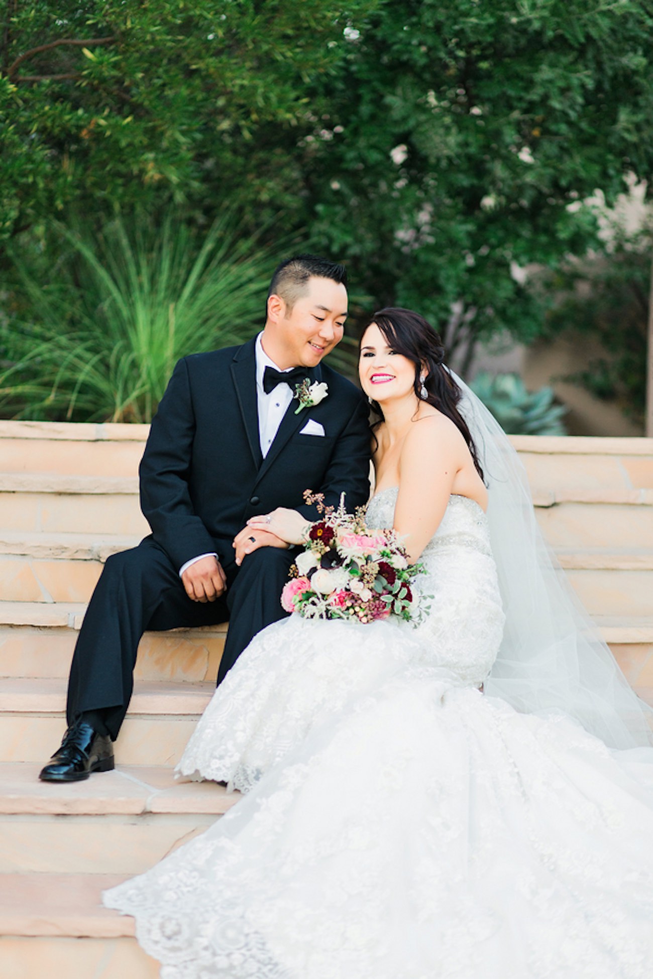 Plum Pink + Gold Arizona Wedding - Jessica Q Photography