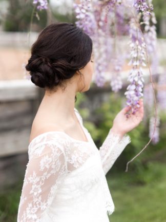 These beautiful, environmentally friendly eco wedding ideas are thoughtful and perfect for the conscious bride! Pics: JenS Photography