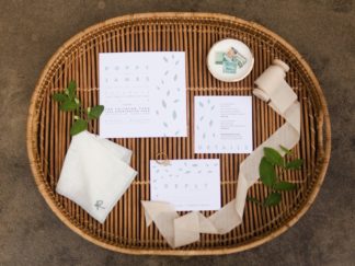 These beautiful, environmentally friendly eco wedding ideas are thoughtful and perfect for the conscious bride! Pics: JenS Photography