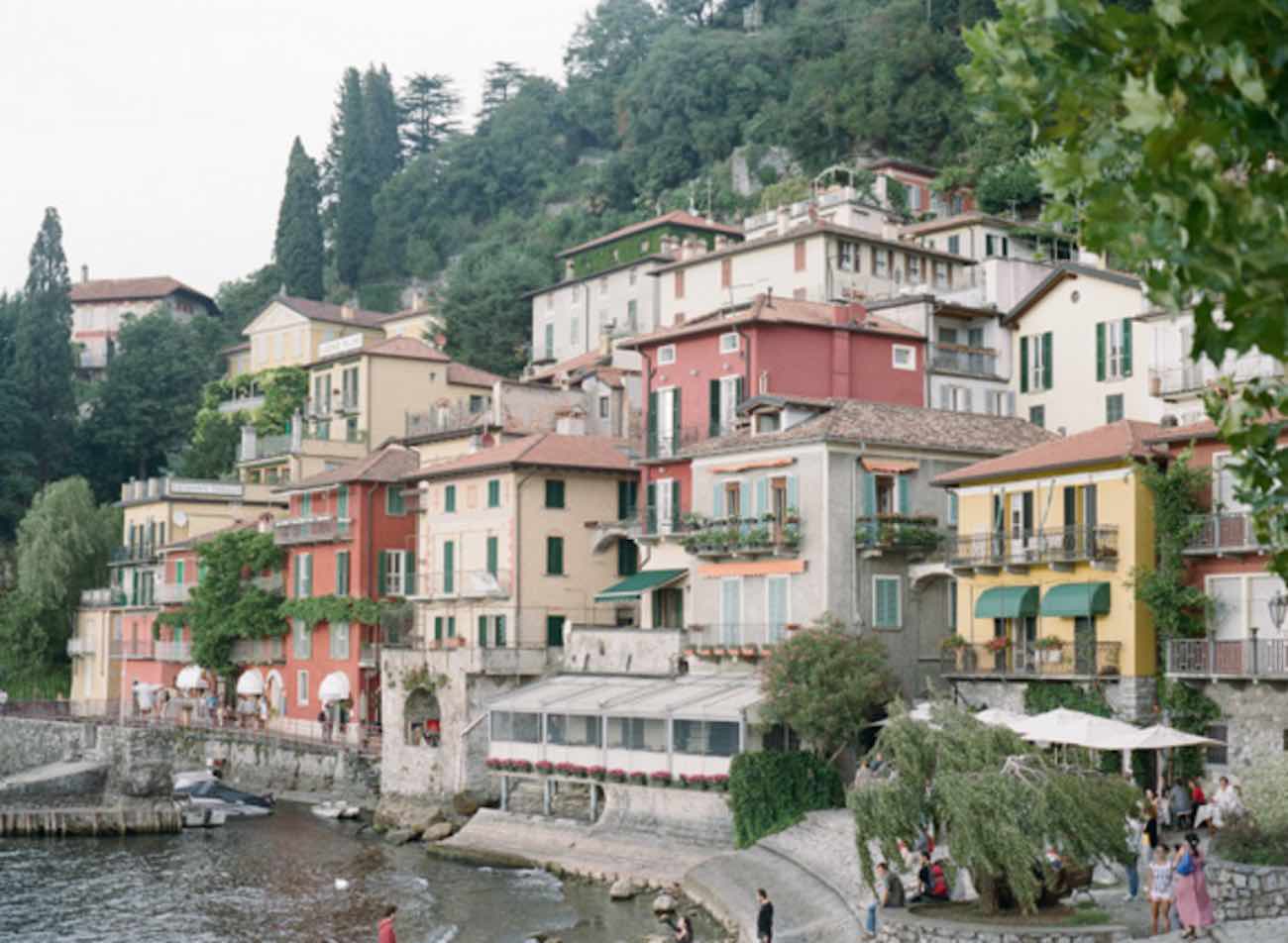 Let's run away to Italy with this elegant Lake Como Italy Elopement! Photographed by Rochelle Cheever