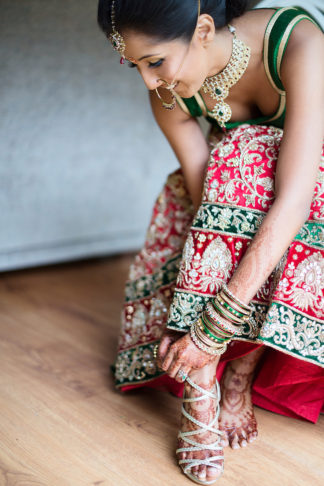 Traditional Hindu Wedding Ceremony in Green and Gold