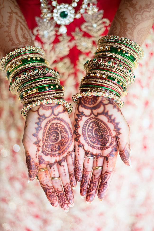 Traditional Hindu Wedding Ceremony in Green and Gold