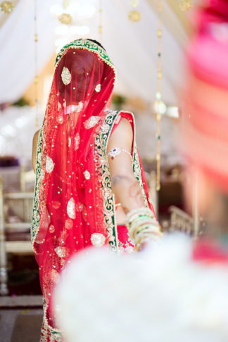 Traditional Hindu Wedding Ceremony in Green and Gold