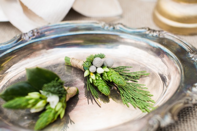 Natural Winter Holiday Wedding Ideas in Green