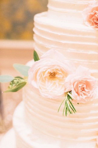 Blush pink ivory and champagne wedding colors