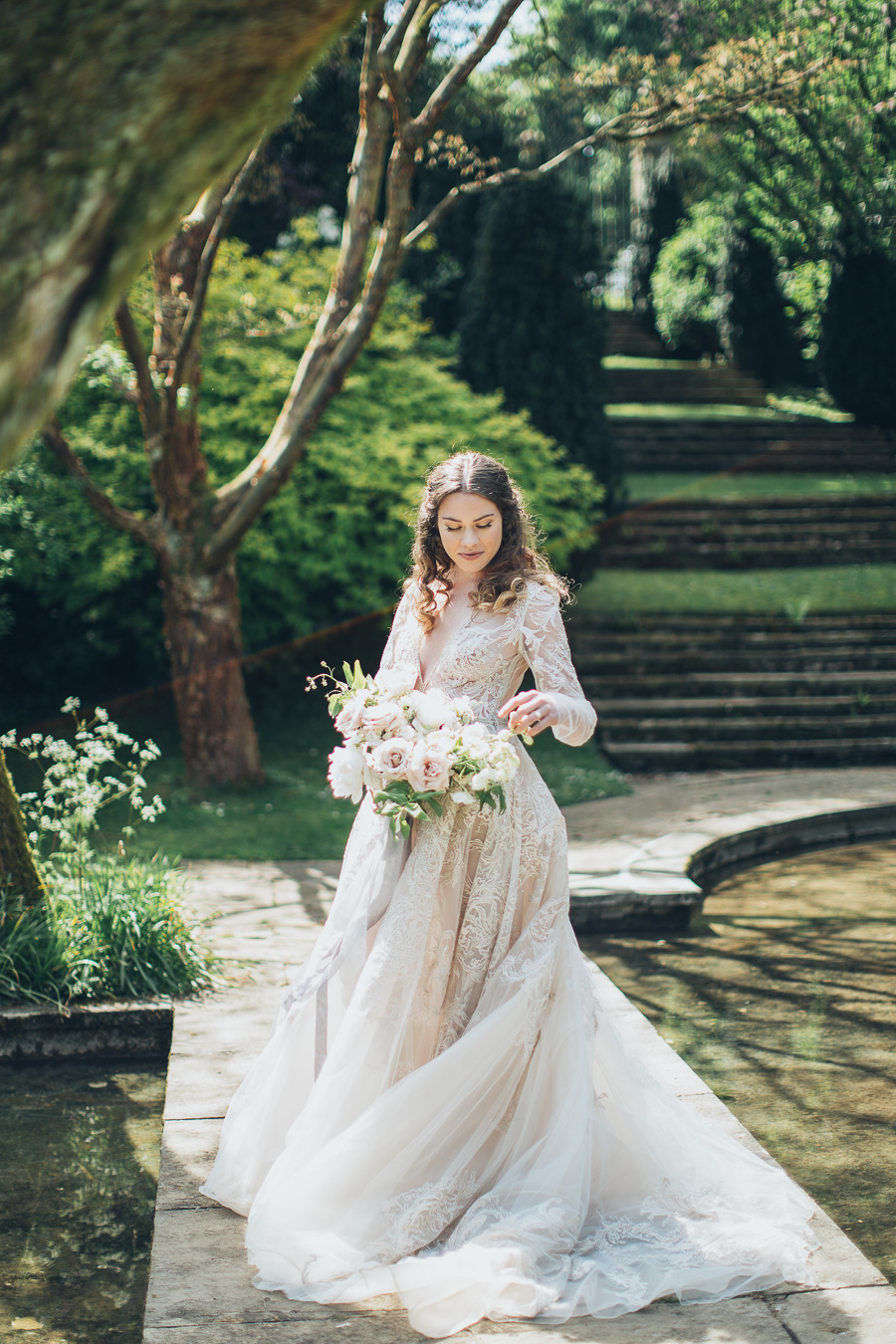 Plan an intimate Cotswolds wedding for two